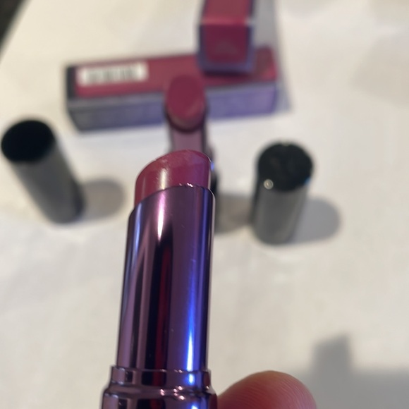 Urban Decay “Matte After Dark” - Picture 4 of 11